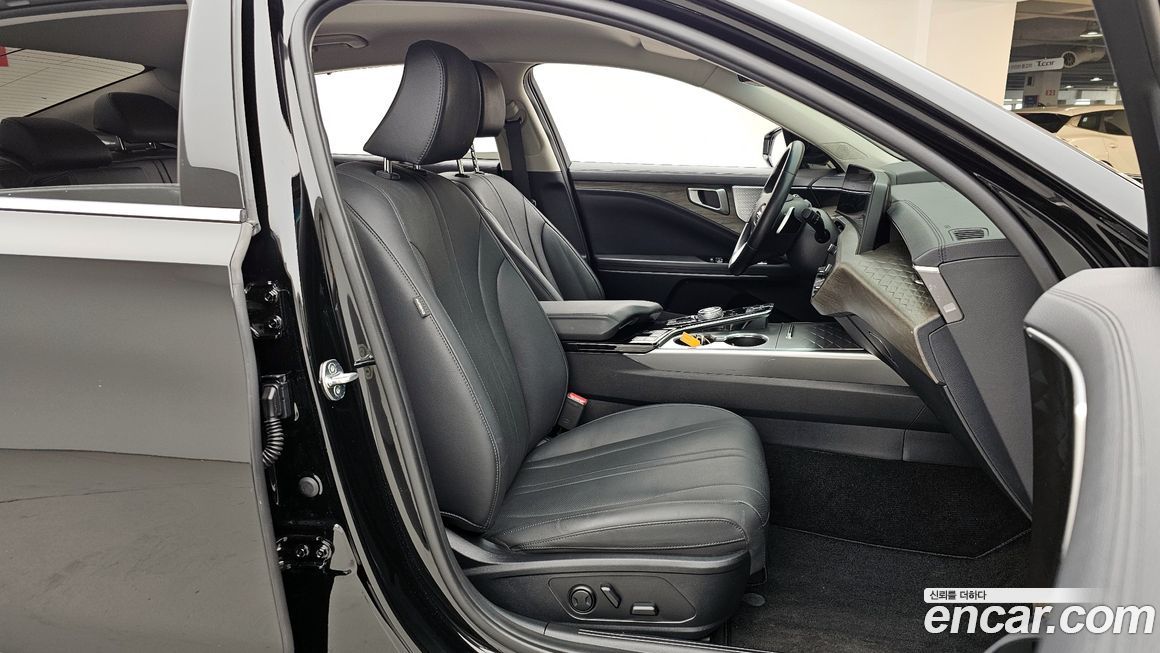 Kia K8 2023