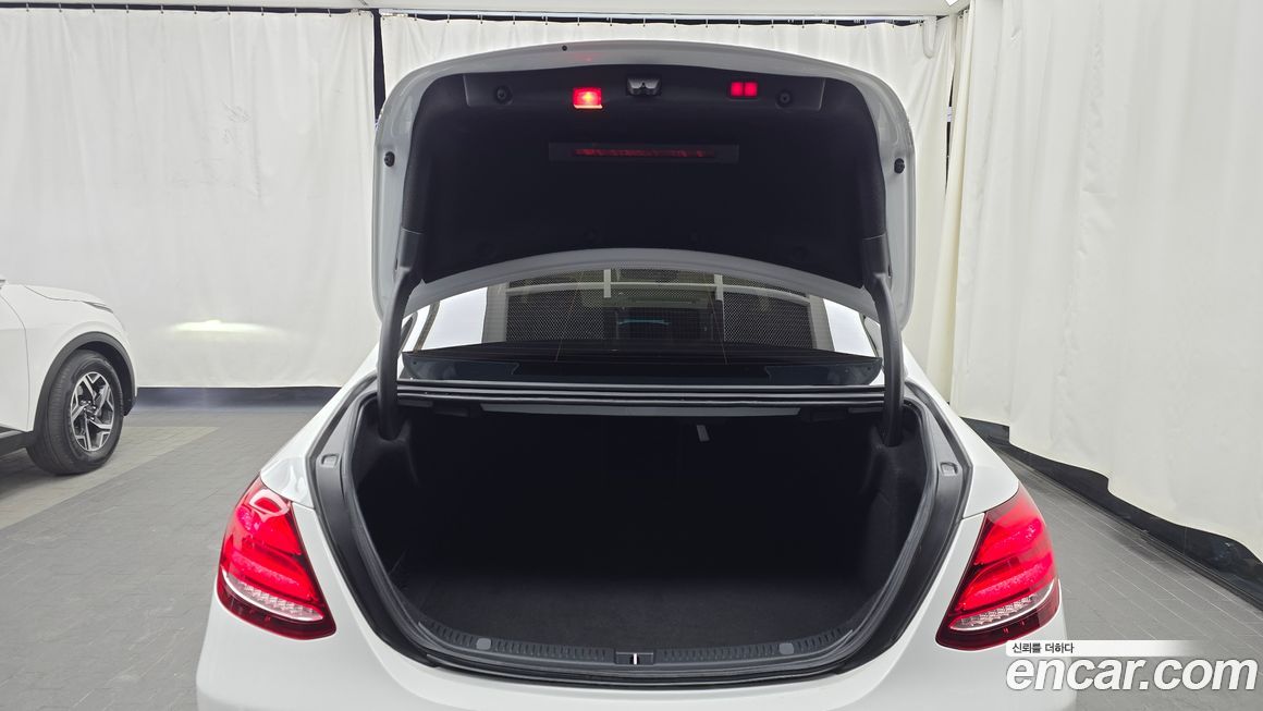 Mercedes-Benz E-Class 2017