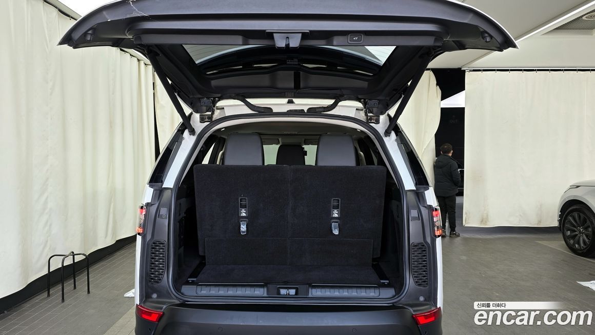 Land Rover Discovery 2019