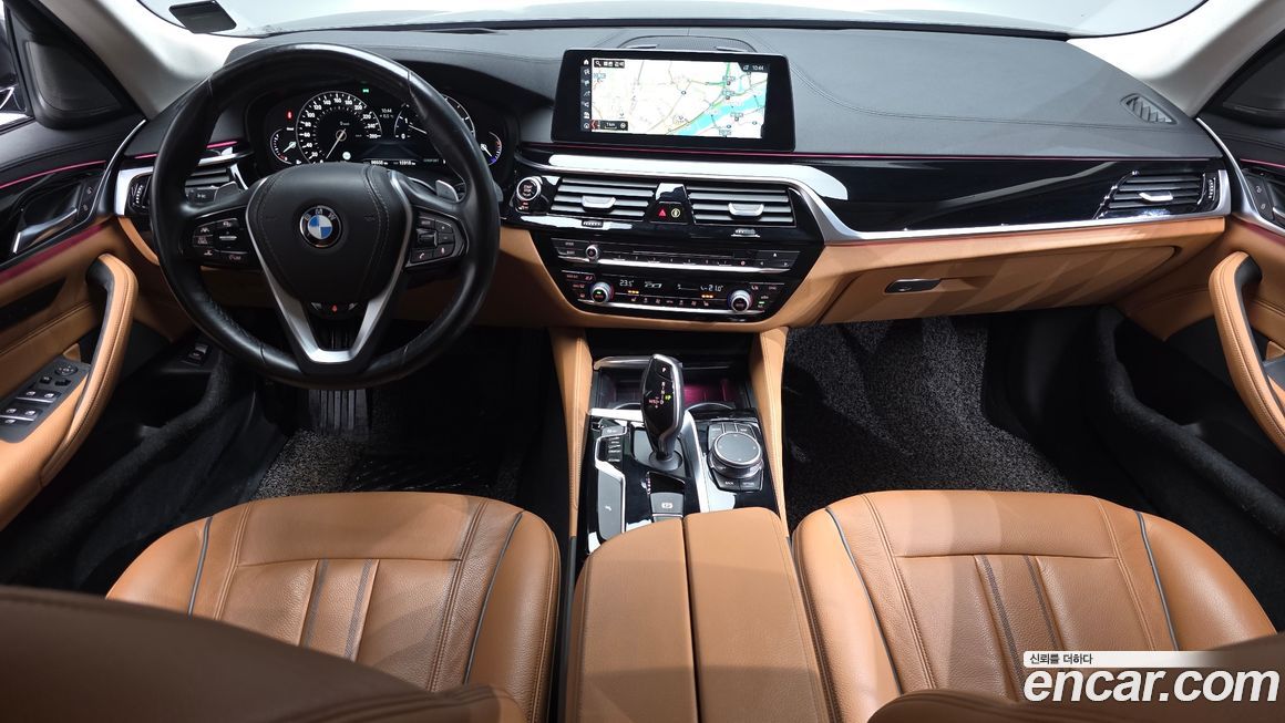BMW 5-Series 2018