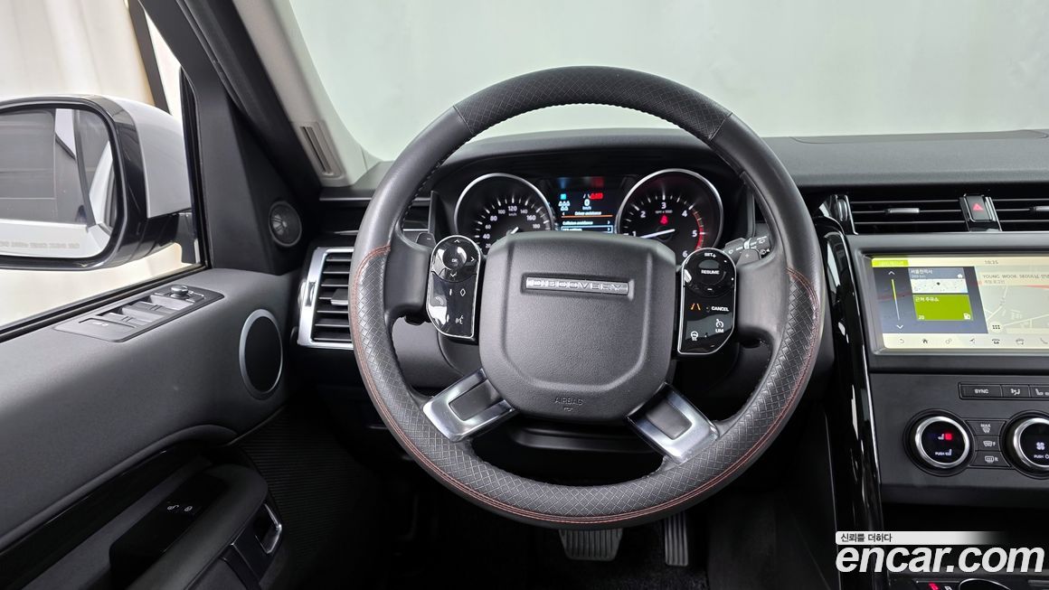 Land Rover Discovery 2019