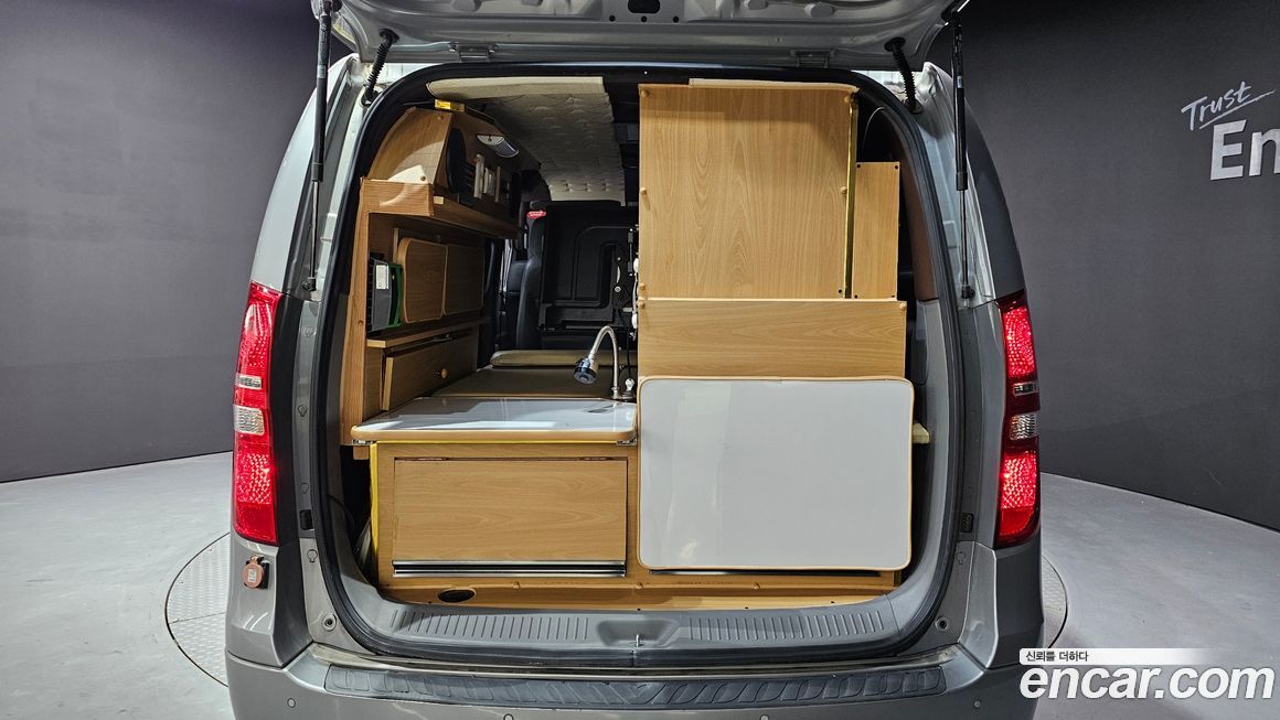 Hyundai Starex 2019