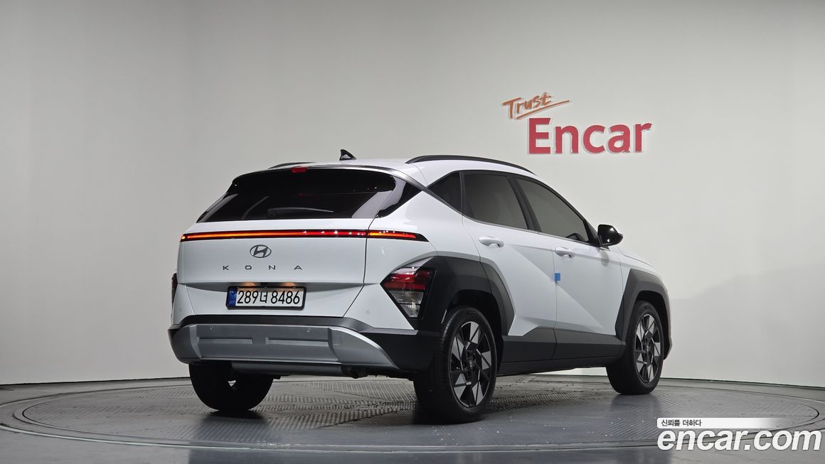 Hyundai Kona 2025