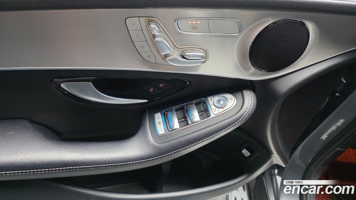 Mercedes-Benz GLC-Class 2018