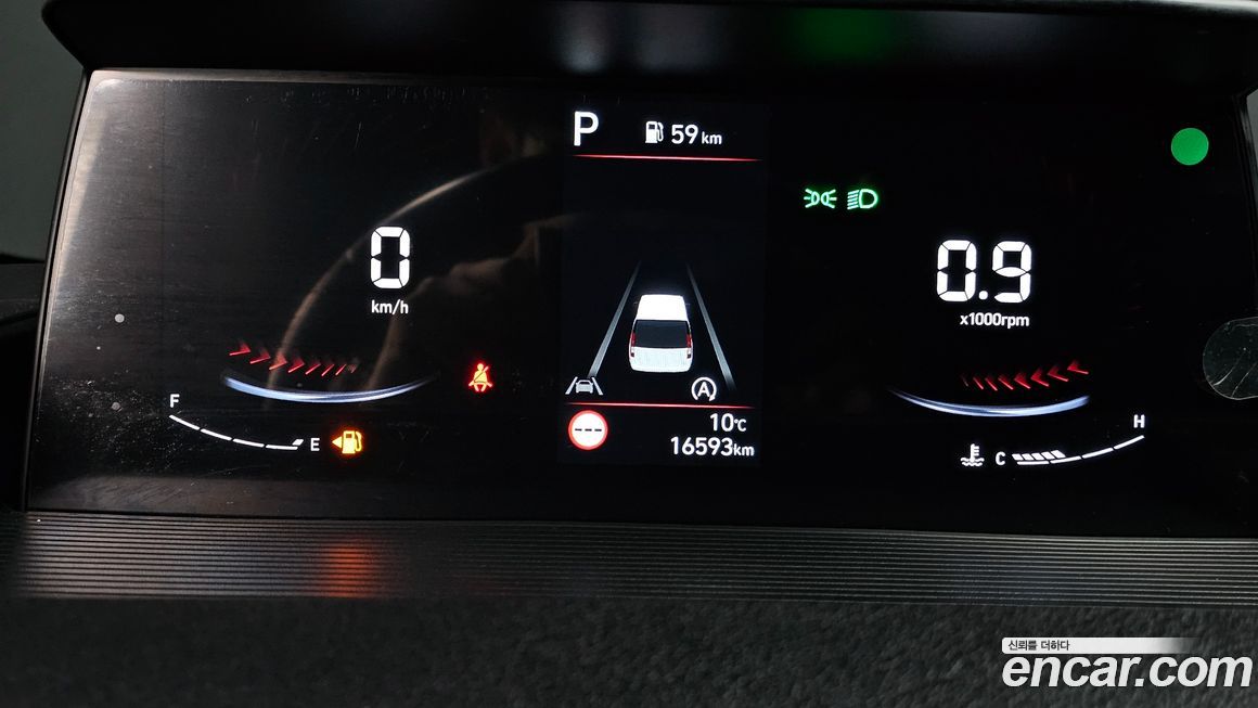 Hyundai Staria 2024