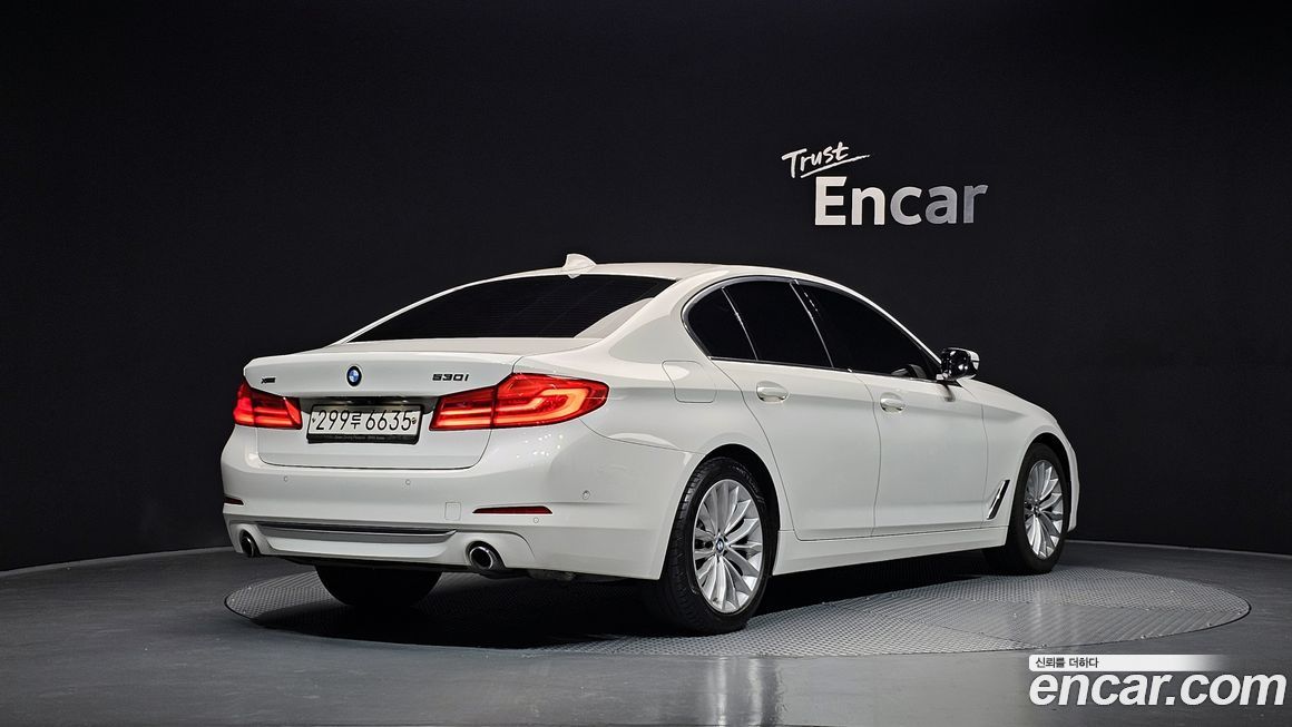 BMW 5-Series 2019
