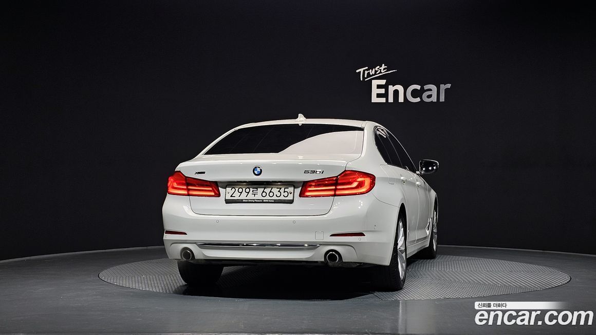 BMW 5-Series 2019