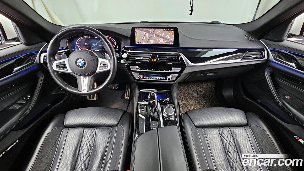BMW 5-Series 2020