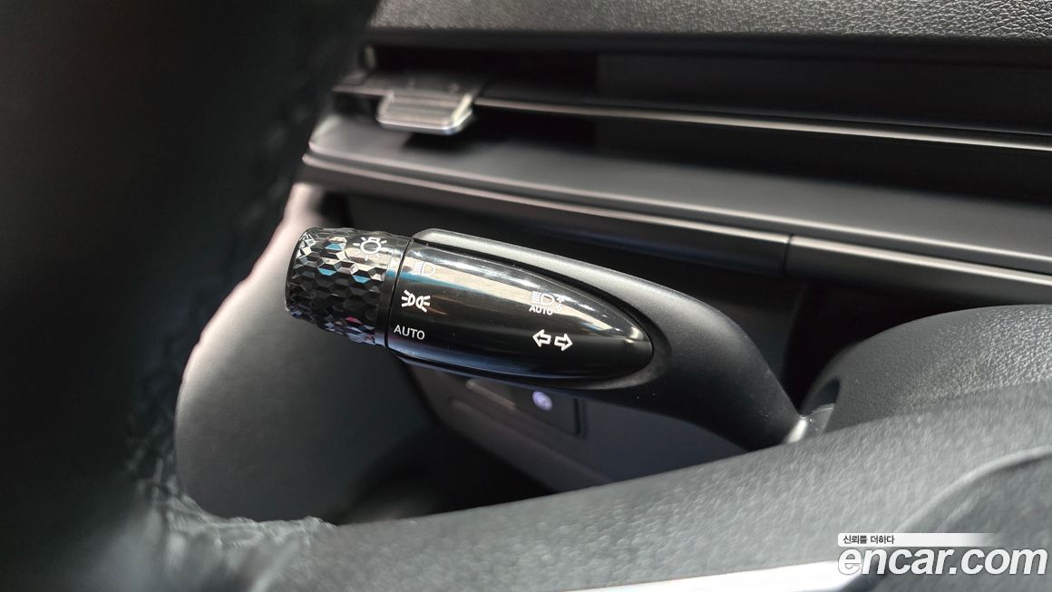 Hyundai Staria 2025