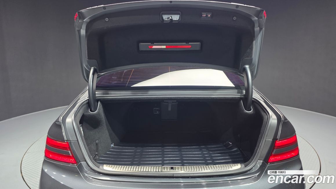 Genesis G90 2019