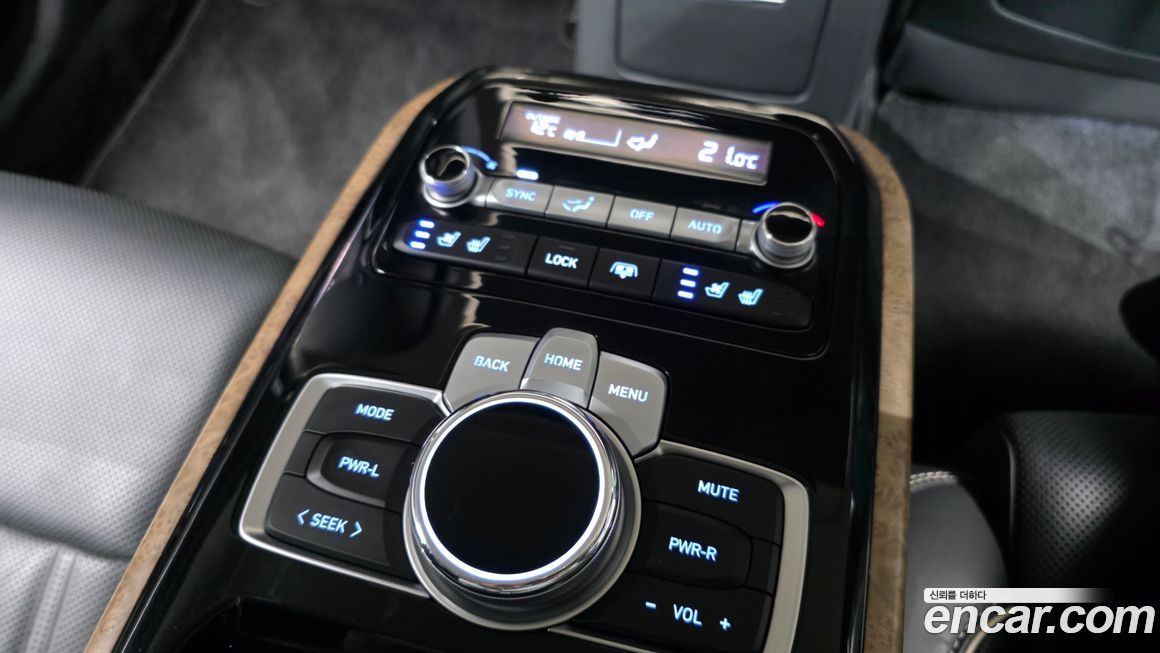 Genesis G90 2019