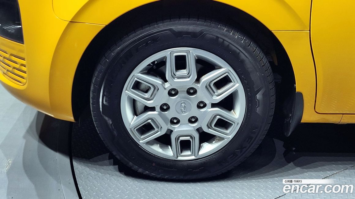 Hyundai Staria 2023