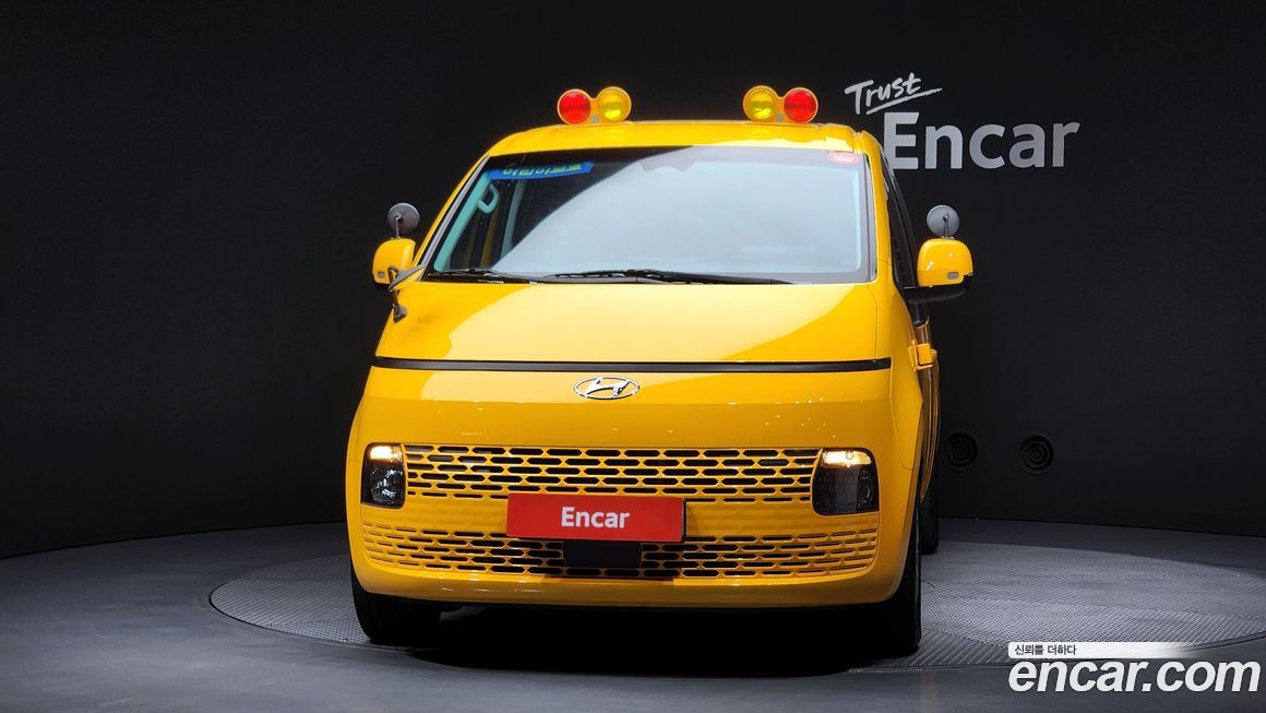 Hyundai Staria 2023