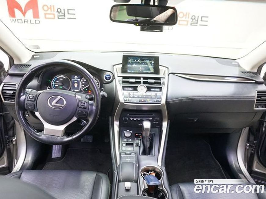 Lexus NX 2017