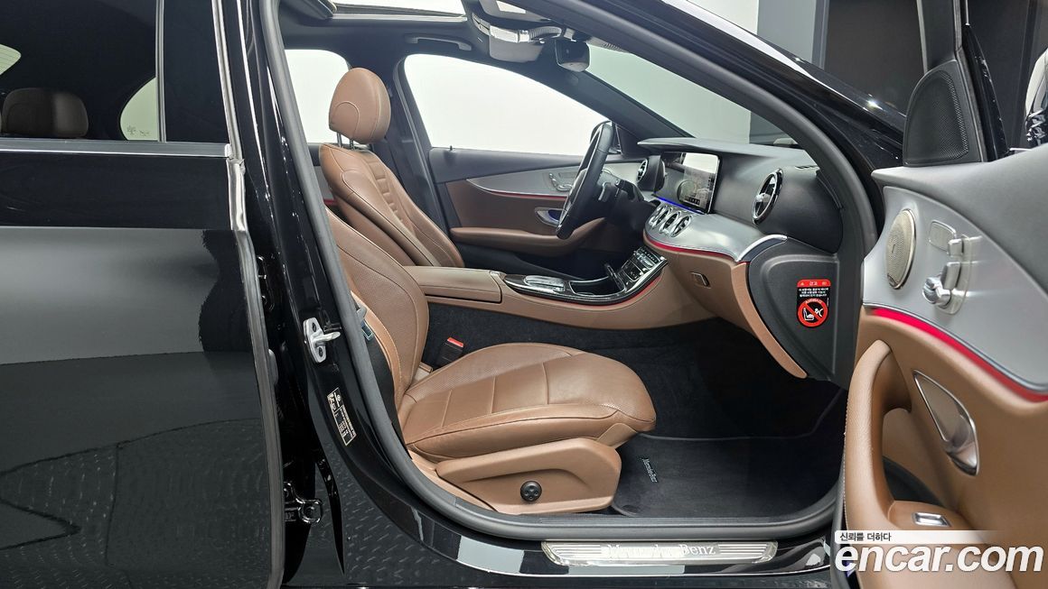 Mercedes-Benz E-Class 2021