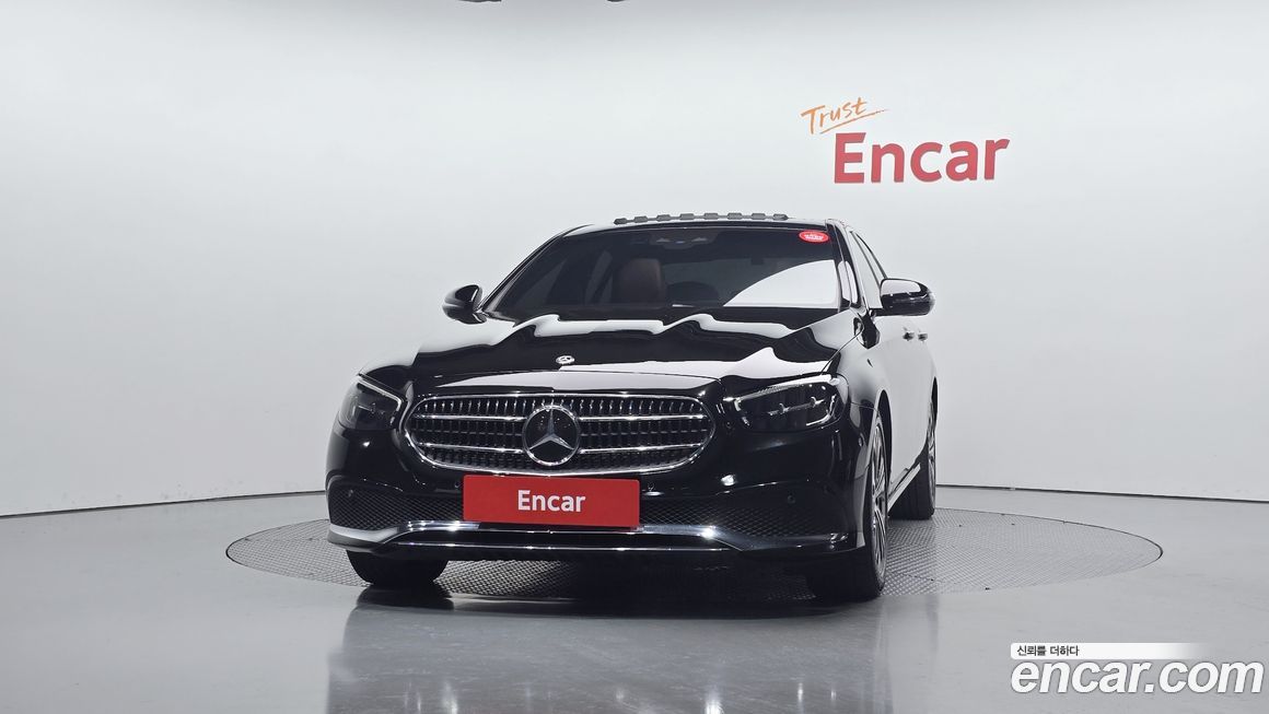 Mercedes-Benz E-Class 2021