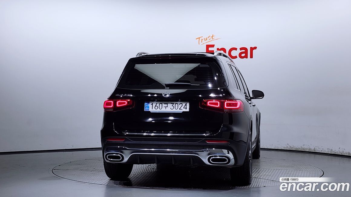 Mercedes-Benz GLB-Class 2020