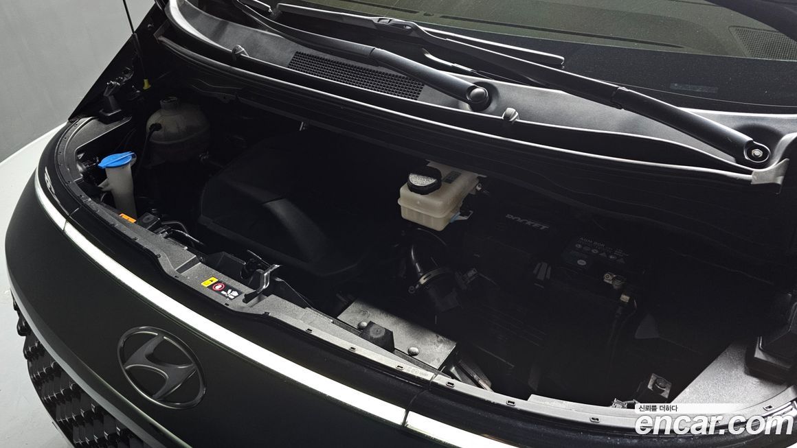 Hyundai Staria 2022