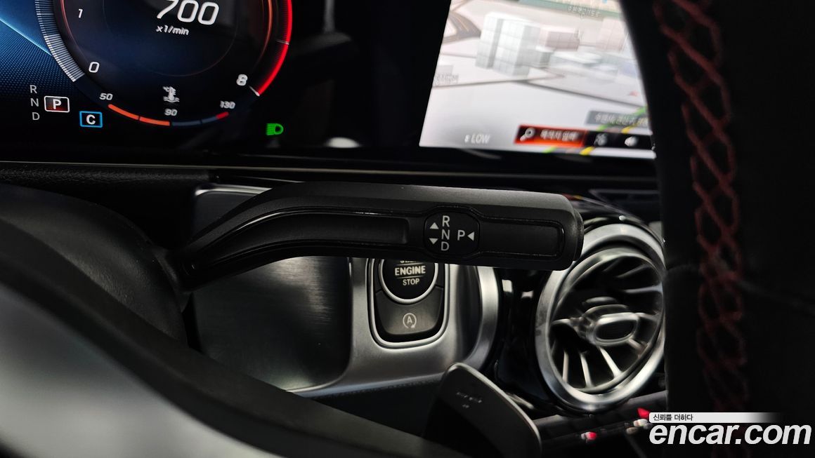 Mercedes-Benz GLB-Class 2020