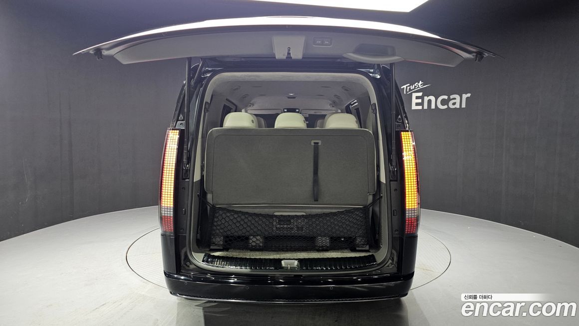 Hyundai Staria 2022