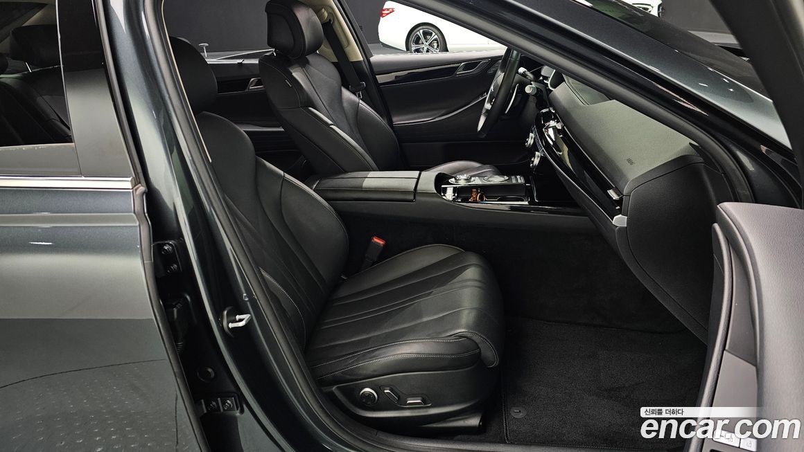 Genesis G80 2021