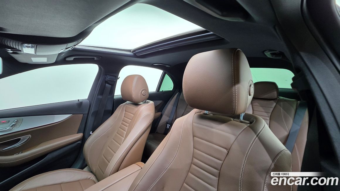 Mercedes-Benz E-Class 2021