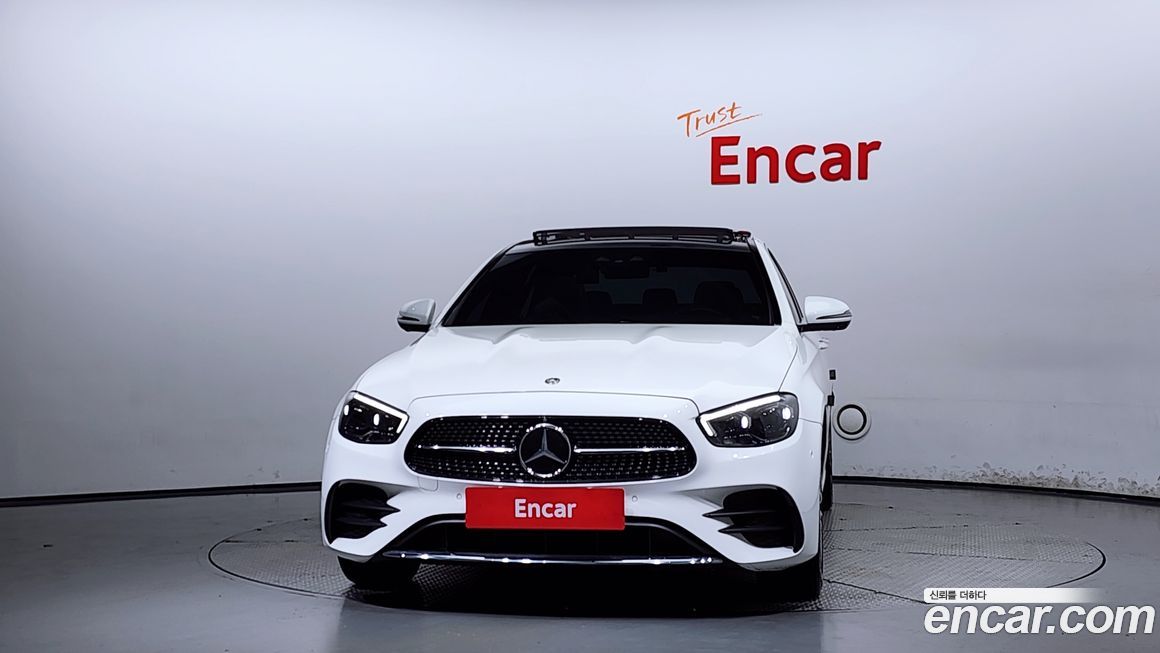 Mercedes-Benz E-Class 2021