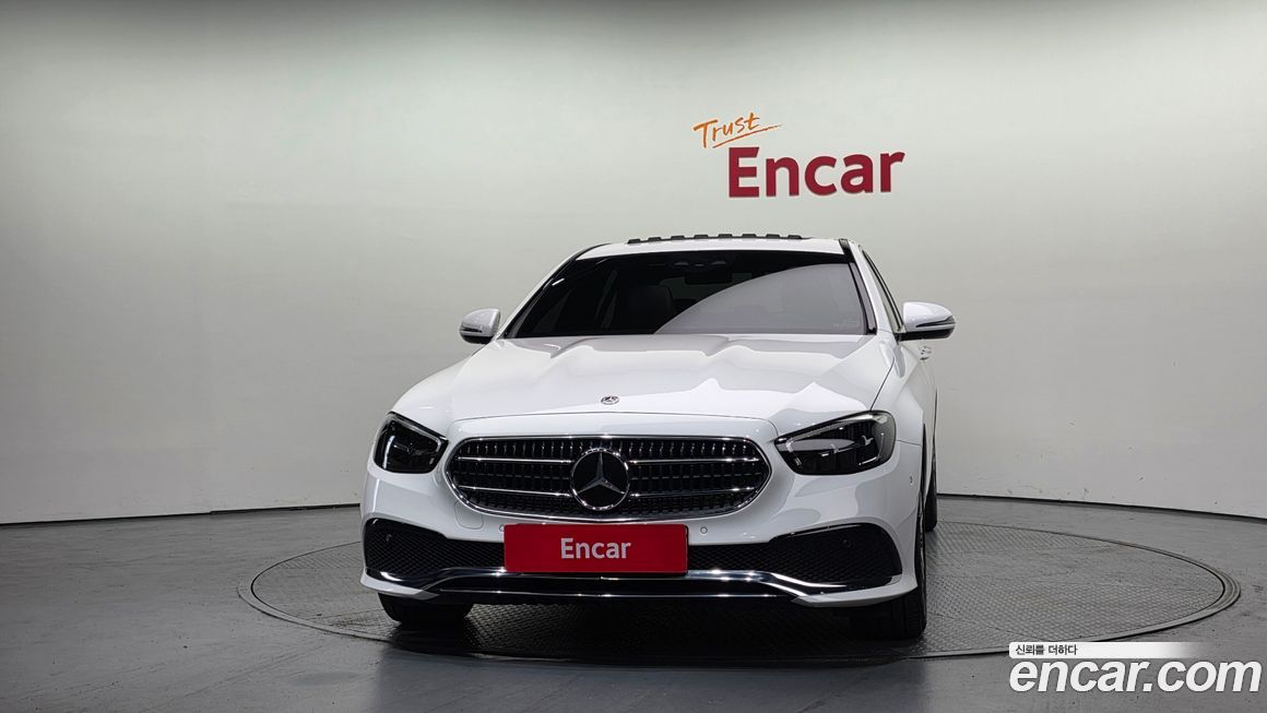 Mercedes-Benz E-Class 2021