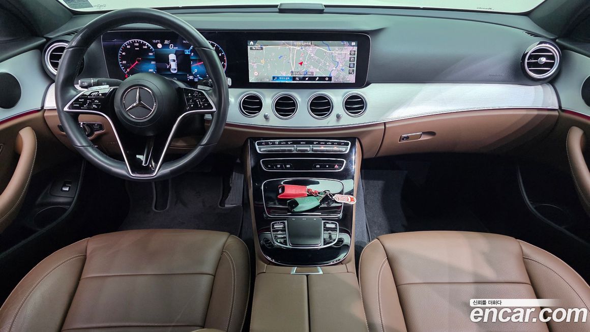 Mercedes-Benz E-Class 2021