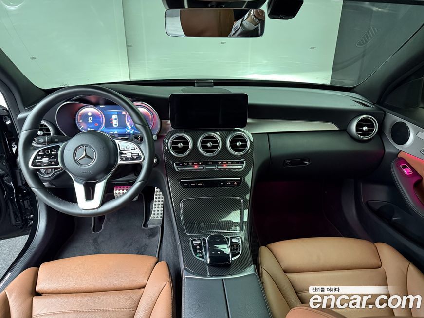 Mercedes-Benz C-Class 2021