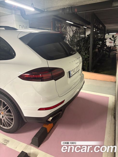 Porsche Cayenne 2016