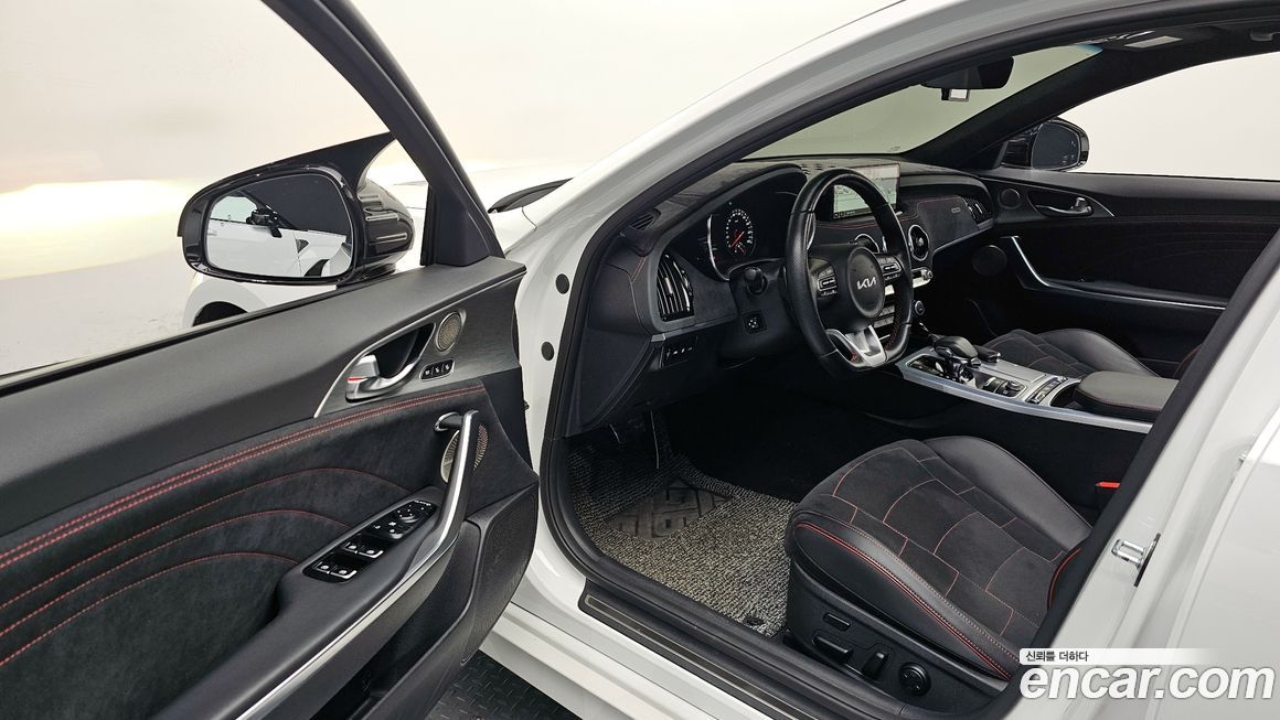 Kia Stinger 2023