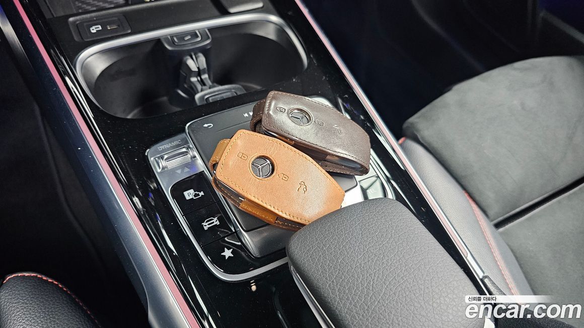 Mercedes-Benz GLB-Class 2020