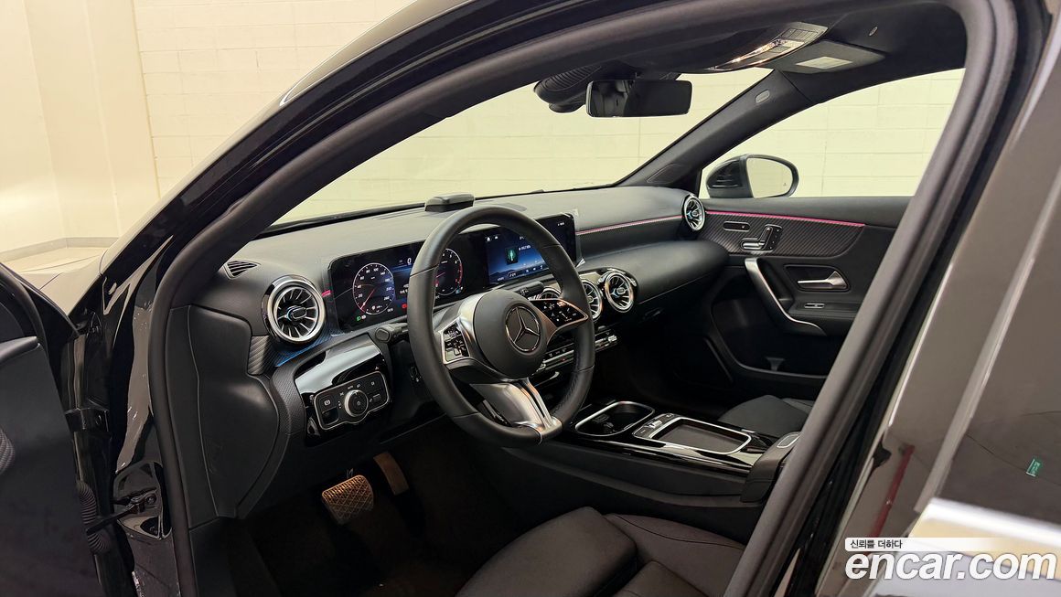 Mercedes-Benz A-Class 2025