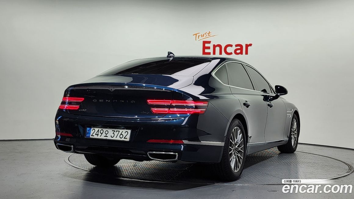 Genesis G80 2021