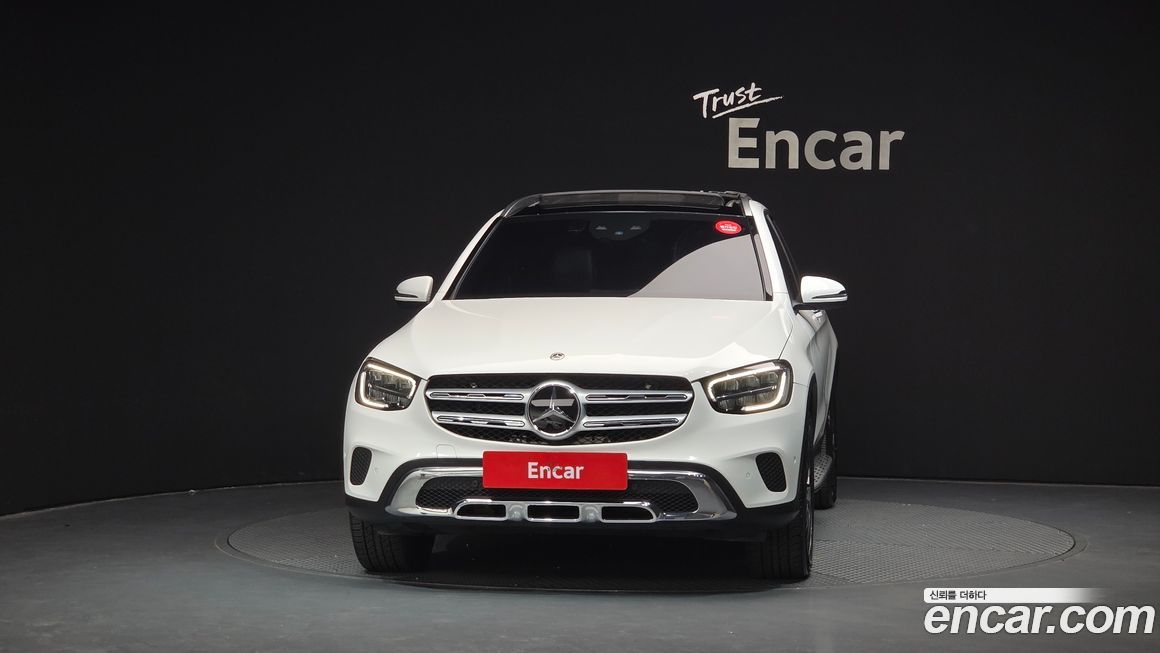 Mercedes-Benz GLC-Class 2021