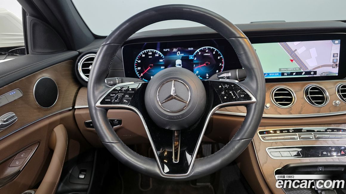 Mercedes-Benz E-Class 2021
