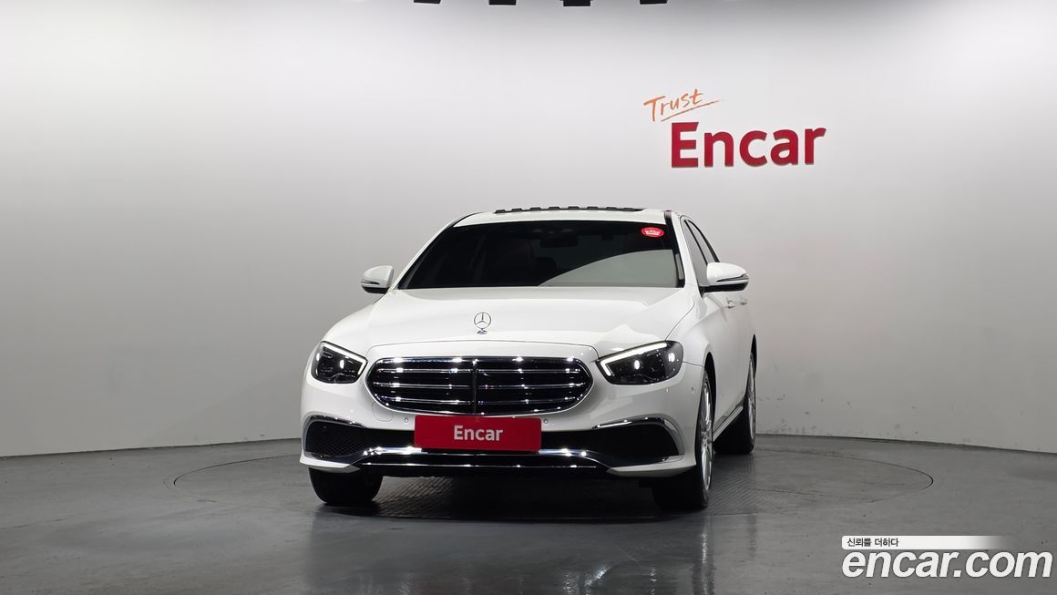 Mercedes-Benz E-Class 2021
