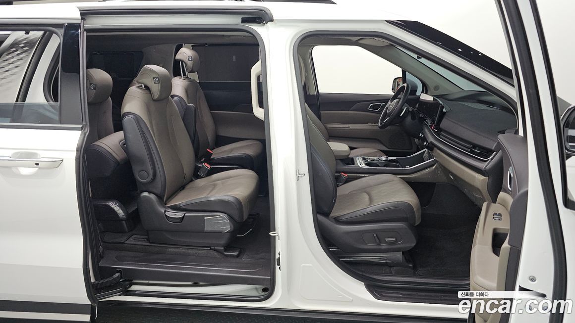 Kia Canival 2024