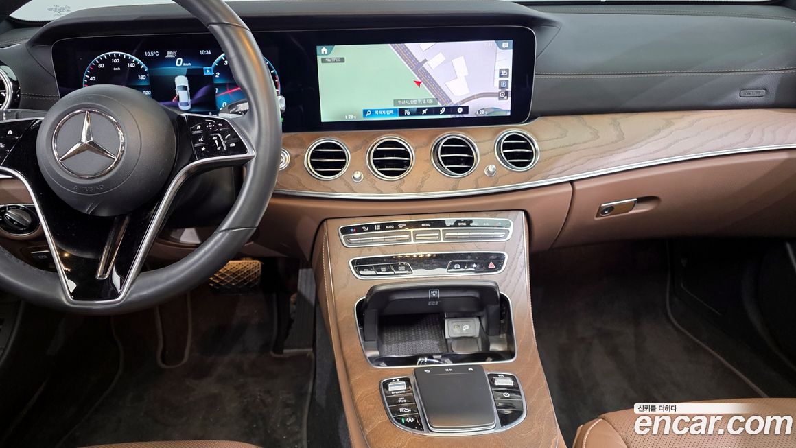 Mercedes-Benz E-Class 2021