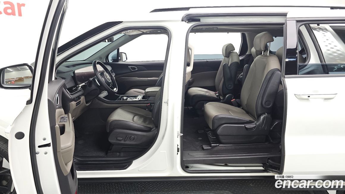 Kia Canival 2024