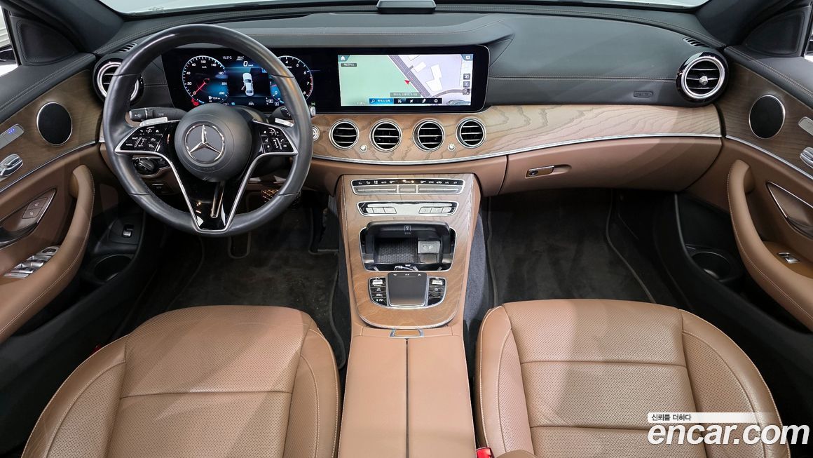 Mercedes-Benz E-Class 2021