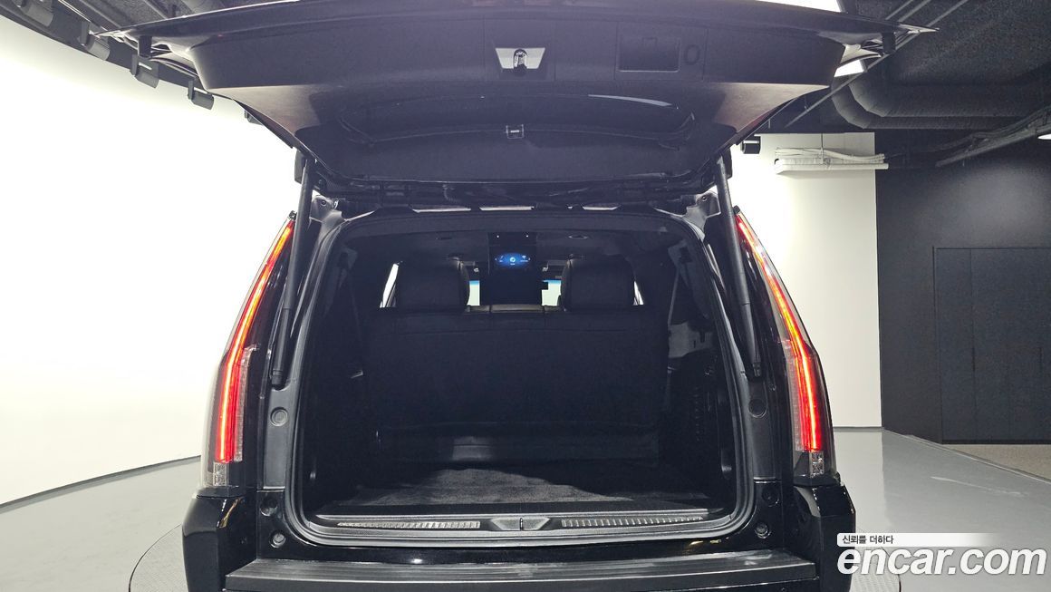 Cadillac Escalade 2018