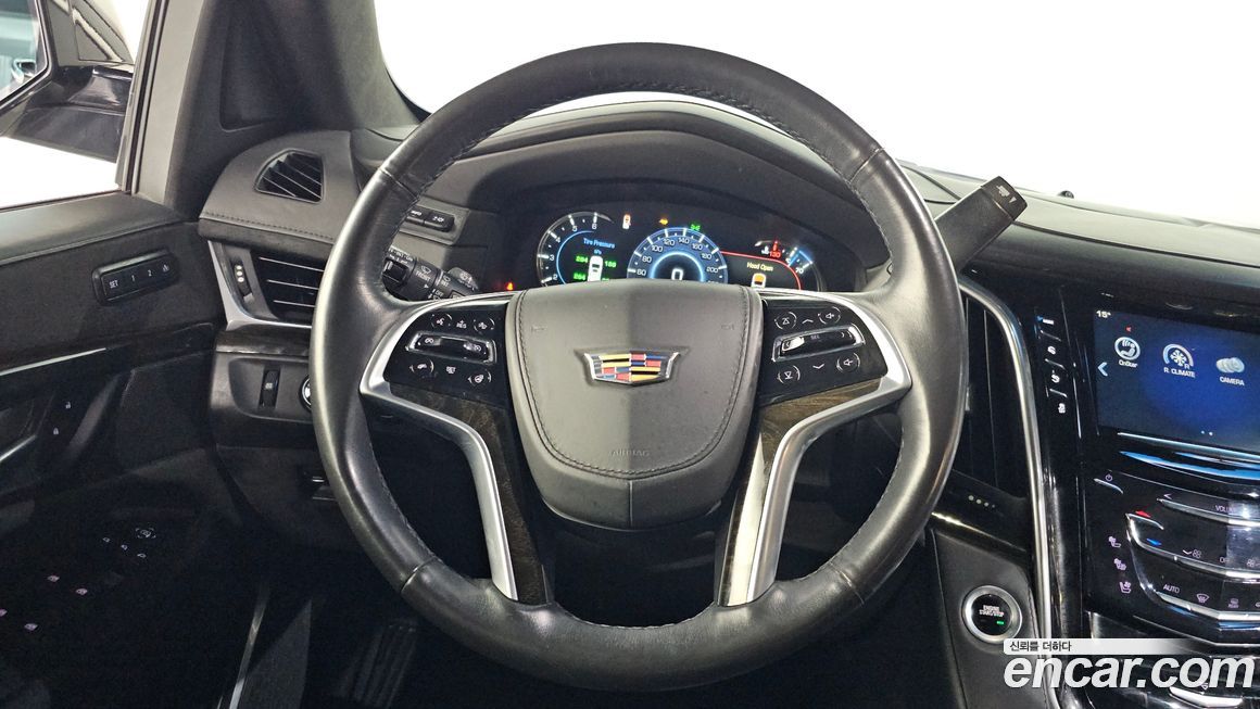 Cadillac Escalade 2018
