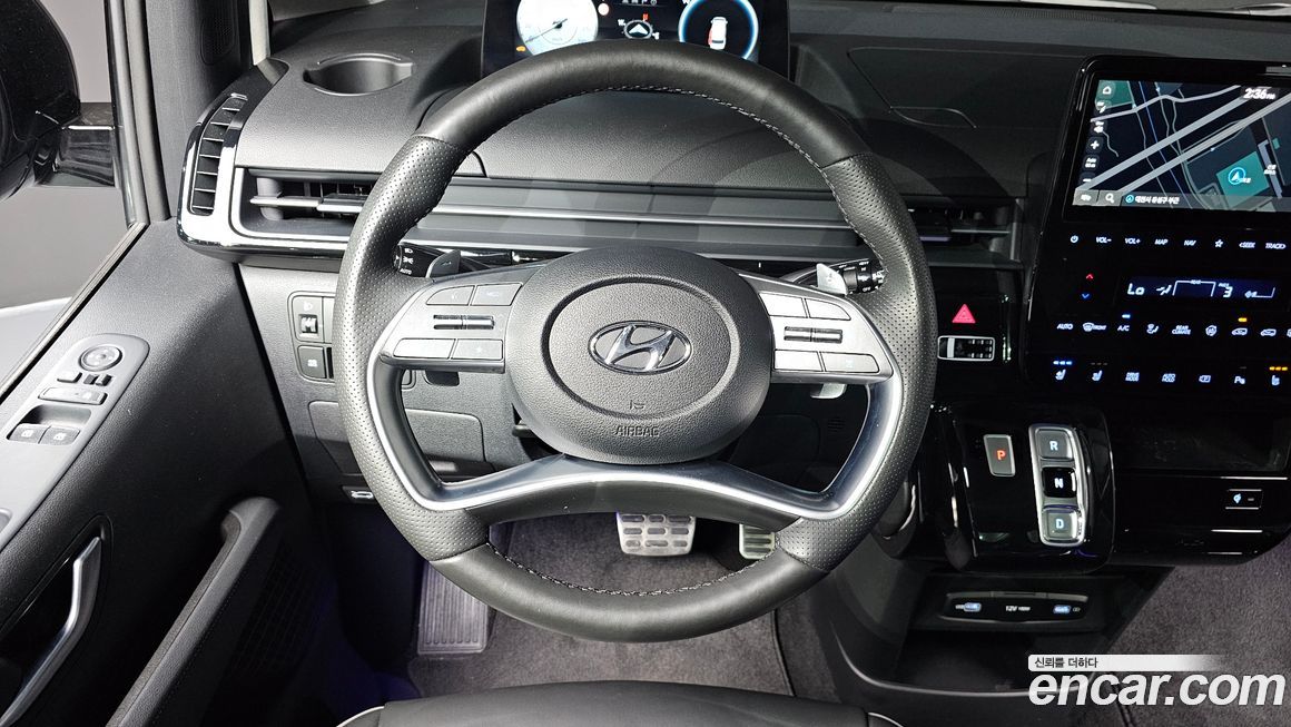 Hyundai Staria 2022