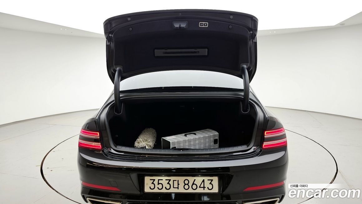 Genesis G80 2023