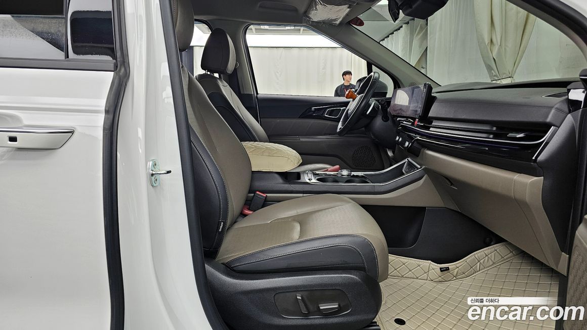 Kia Canival 2025