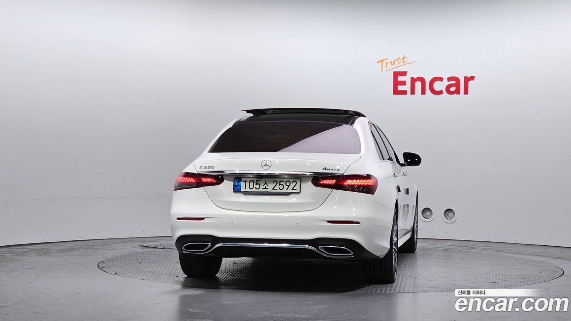 Mercedes-Benz E-Class 2021