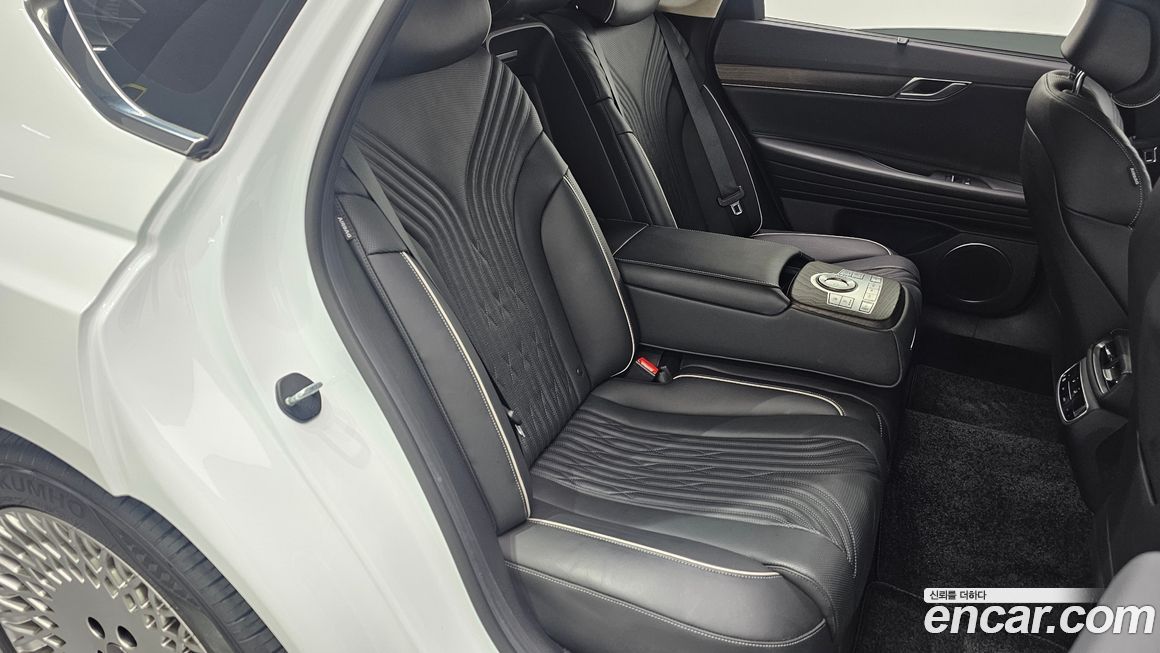 Genesis G80 2021