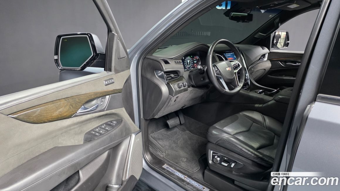 Cadillac Escalade 2018